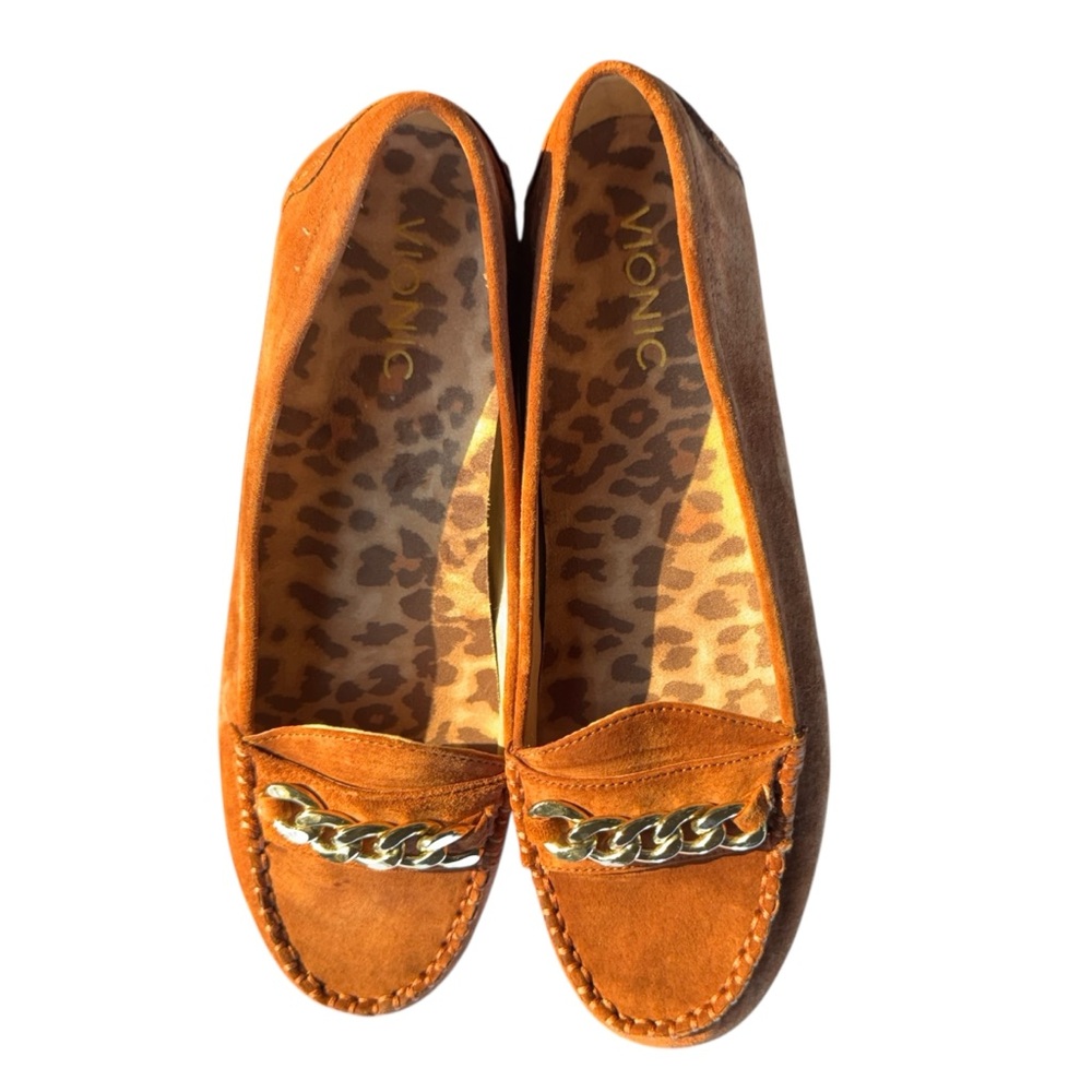 Vionic Women's Brown Suede Loafers w/ Gold Chain Accent Sz. 9